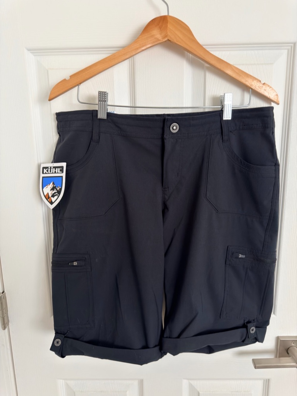 NWT Kuhl Raven Women's Horizon 11" Inseam Shorts Size 14